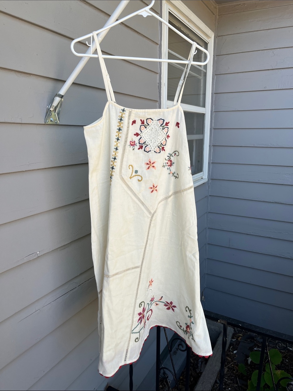 Loren Embroidered Midi Dress